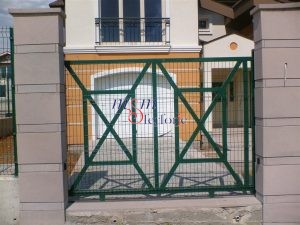 051 FERFORJE YANA KAYAR GARAJ KAPISI