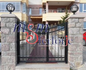 041 FERFORJE KANATLI BAHÇE GİRİŞ KAPISI