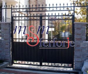 045 FERFORJE KANATLI BAHÇE GİRİŞ KAPISI